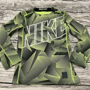 Nike Pro Compression Tight Fit Ling Sleeved Tee Size Medium